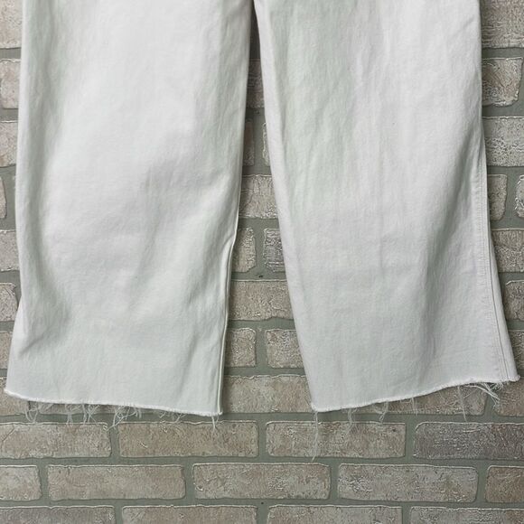 BDG High Waisted Puddle Jeans White Size 27 - Picture 6 of 8